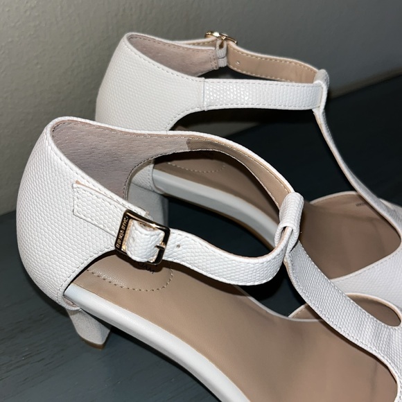 Giani Bernini Claraa Memory Foam Ivory IDress Sandal Heeled Shoes sz 6M - Picture 12 of 15